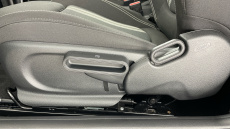 MINI Hatchback 135kW Cooper S Level 1 33kWh 3dr Auto Electric Hatchback